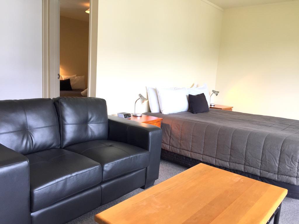 Wanaka Heights Motel Экстерьер фото