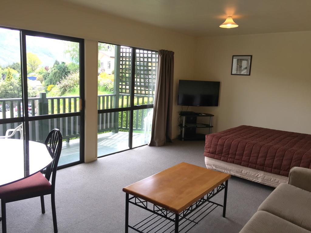 Wanaka Heights Motel Экстерьер фото